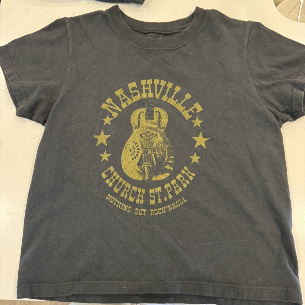 Brandy Melville Black Short Sleeve Tee Graphic Design